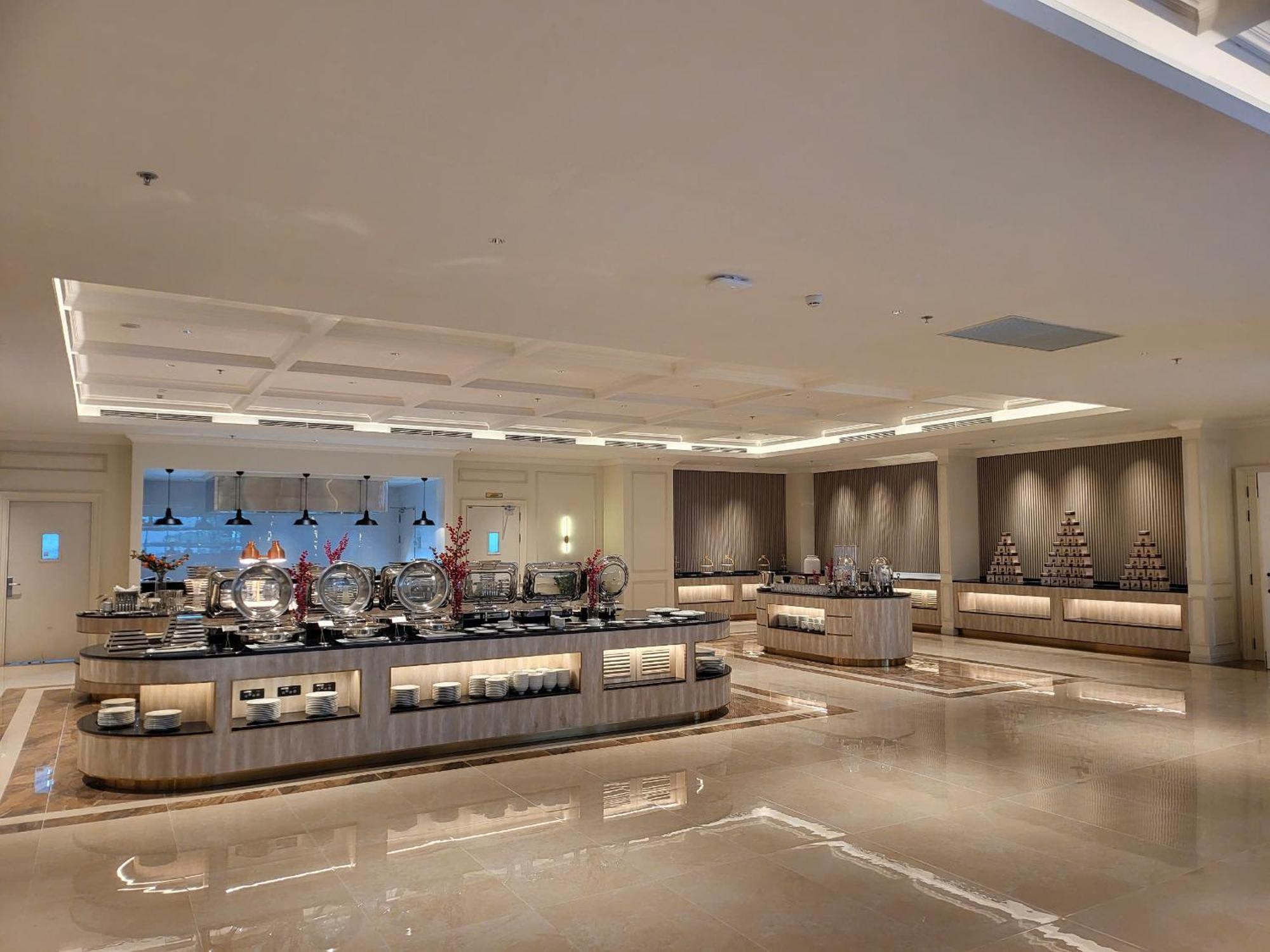 Cosmo Stars Hotel Bac Lieu エクステリア 写真