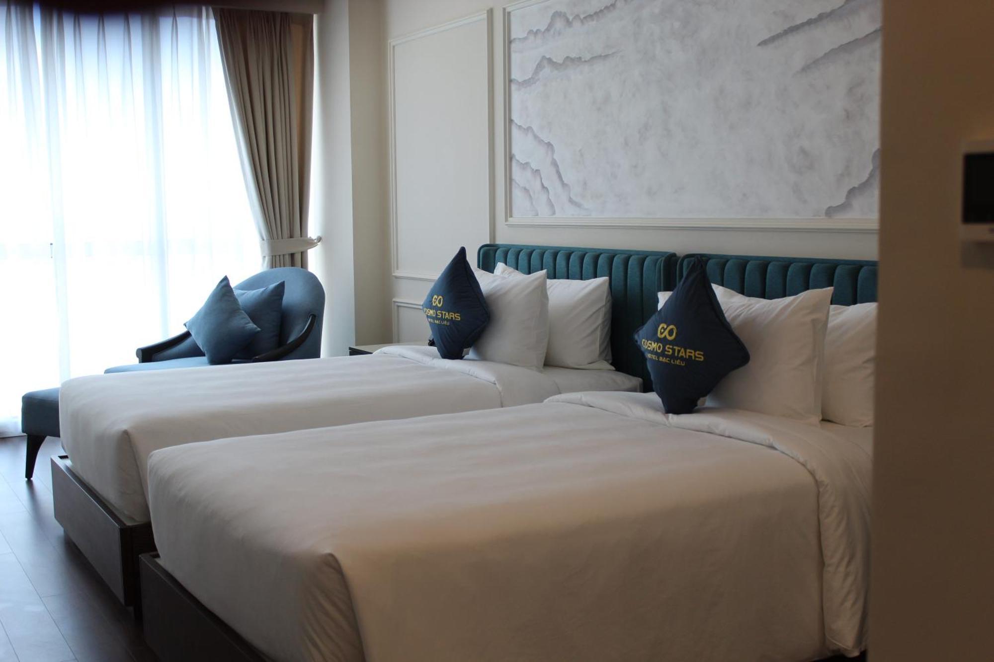Cosmo Stars Hotel Bac Lieu エクステリア 写真