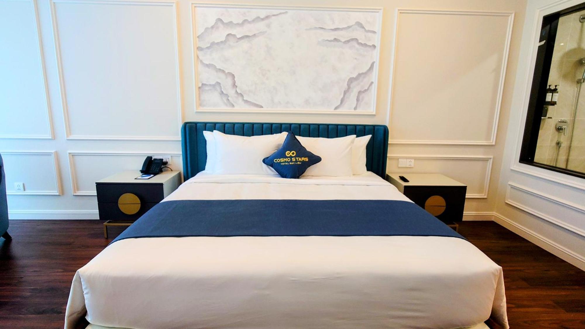 Cosmo Stars Hotel Bac Lieu エクステリア 写真